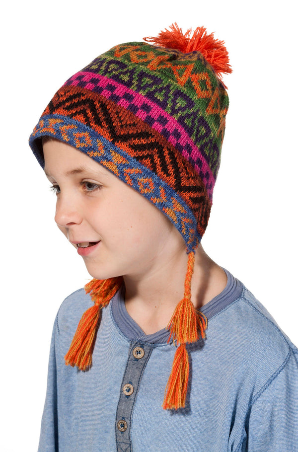 Kinder Mütze AQUARELL für 5-9 Jahre mit Baumwollvlies gefüttert Bommel-Haube