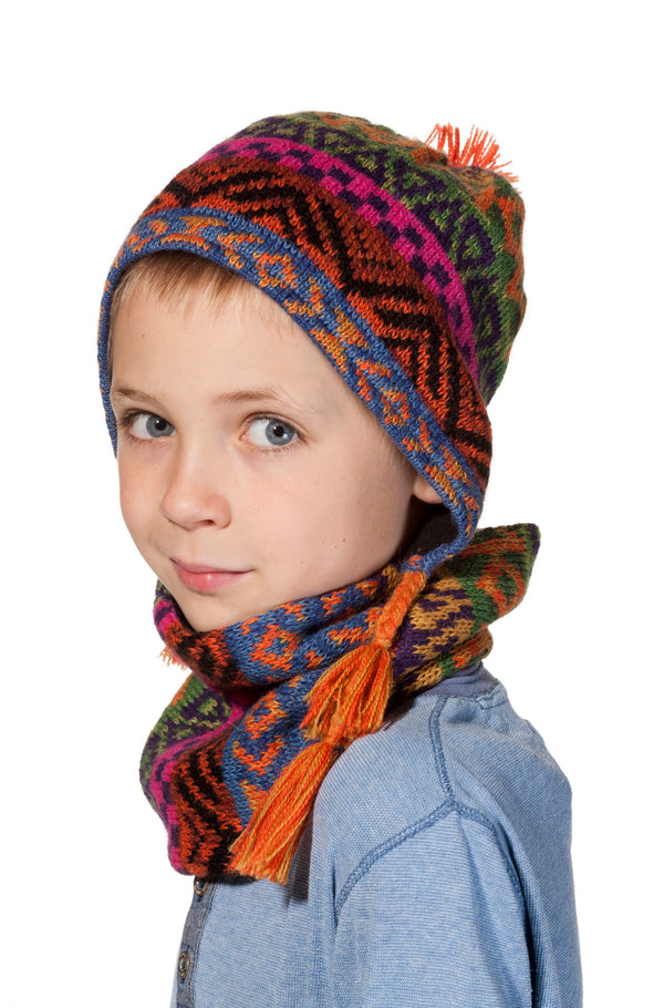 Kinder Mütze AQUARELL für 5-9 Jahre mit Baumwollvlies gefüttert Bommel-Haube